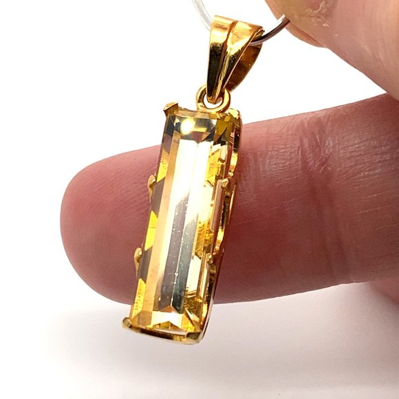 Yellow Scapolite 5.34ct Solid 18K Yellow Gold Pendant - Picture 1 of 8